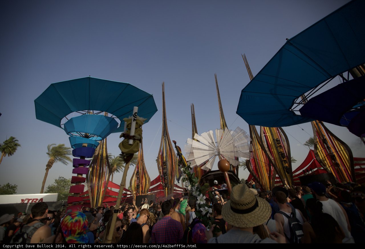 Festivalgoers Brave the Rain