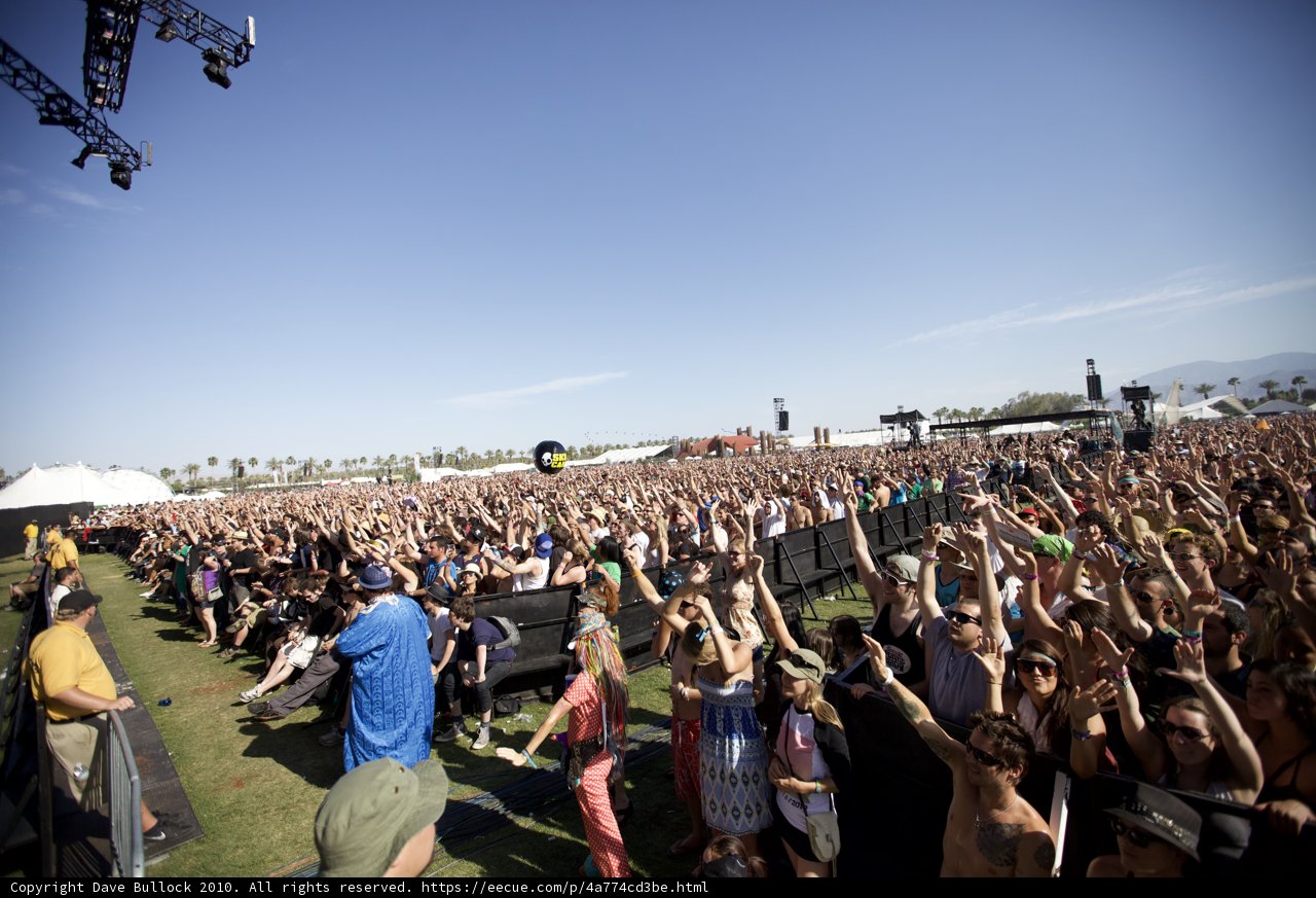 Coachella Sunday Concert Crowd