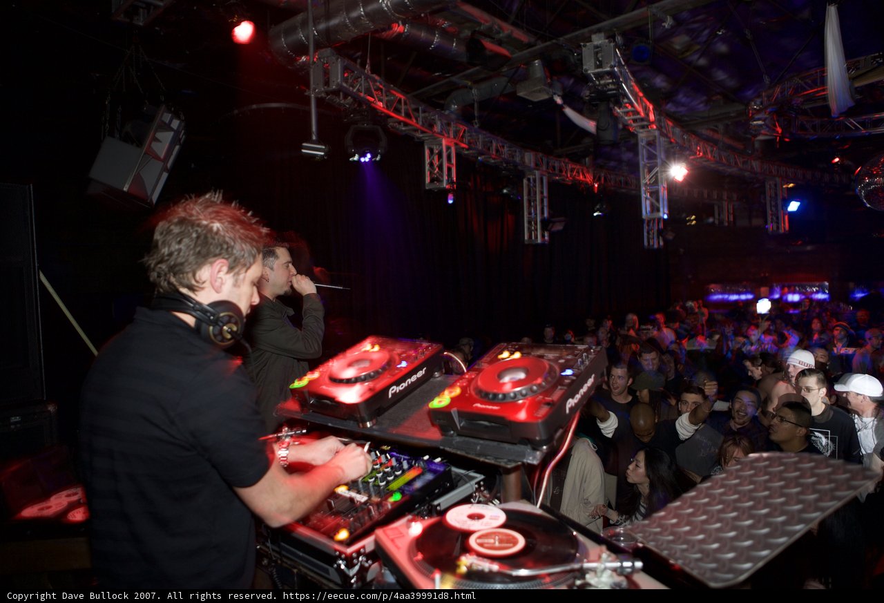 The Club Groove