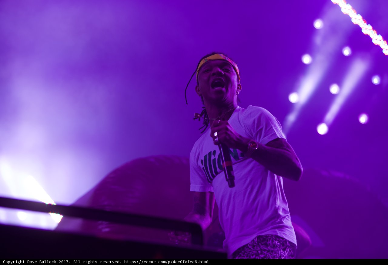Solo Performance Under the Empire Polo Club Stage Lights