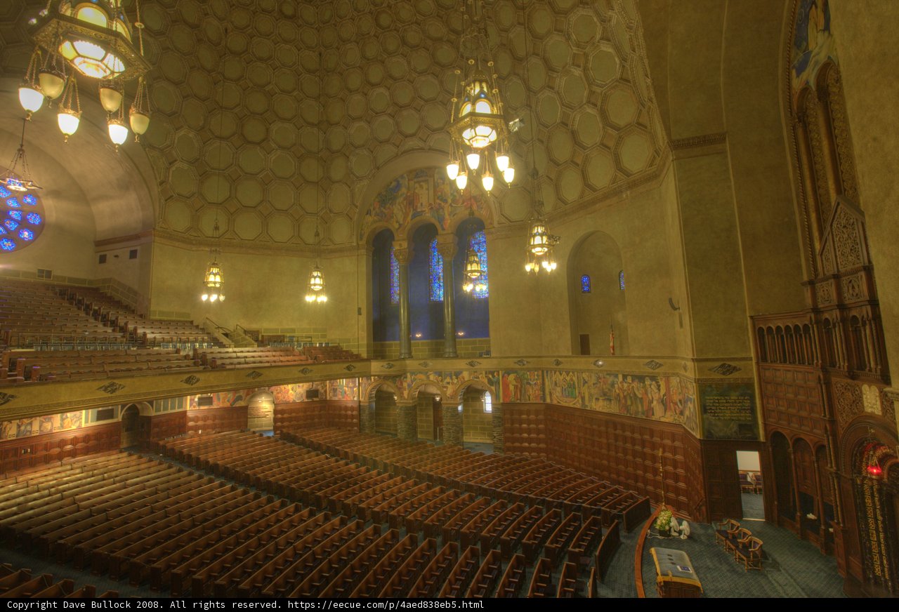 Grandeur in the Wilshire Temple Auditorium