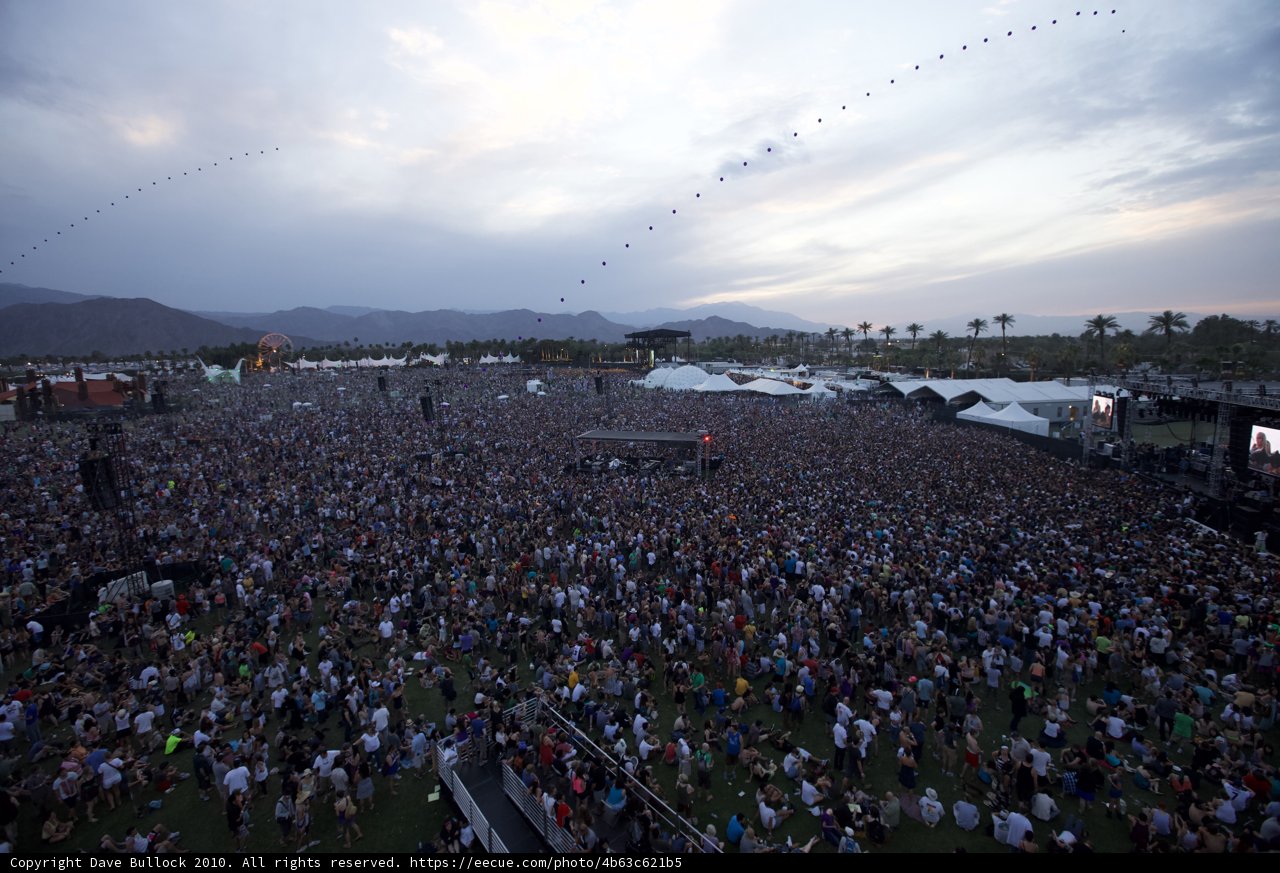 The Euphoric Masses at Coachella 2010