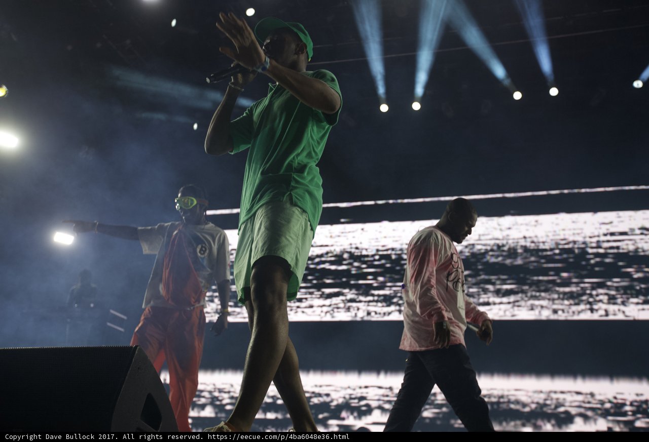Green Shirts Take Center Stage