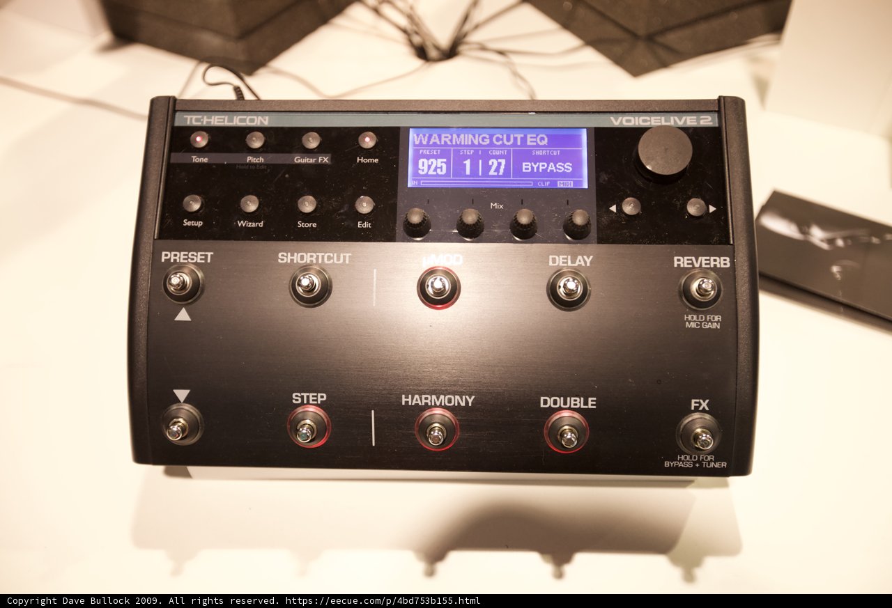Digital Audio Interface with Multiple Knobs