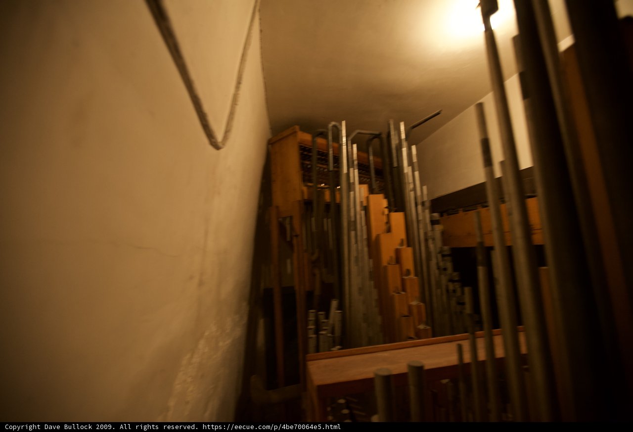 Majestic Pipe Organ