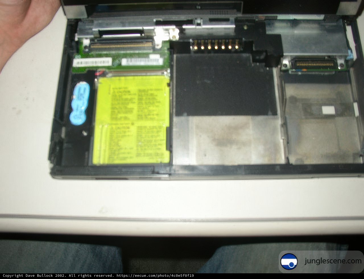 Laptop with Intact Battery