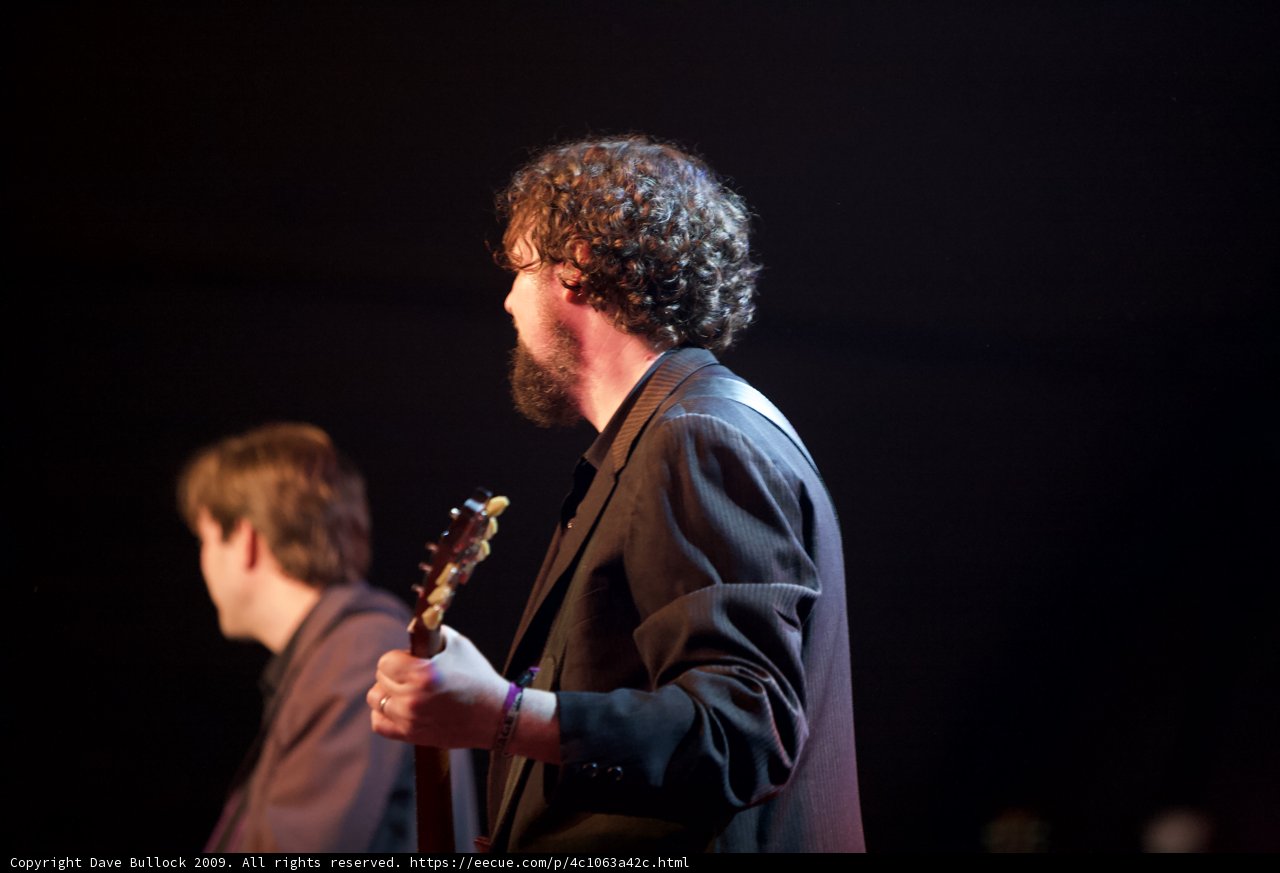 Strumming the Crowd's Heartstrings