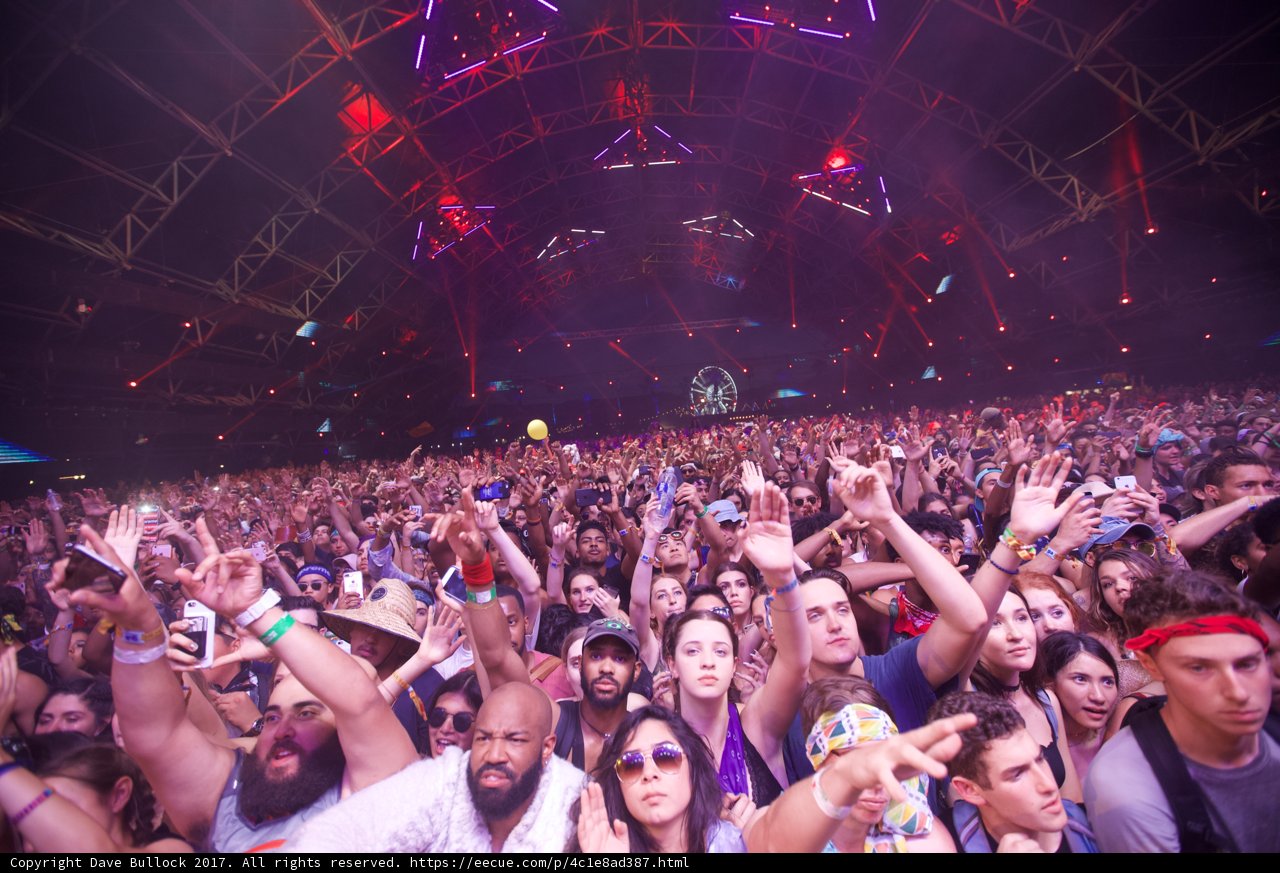 Coachella 2017: Little Annie and the Energetic Crowd