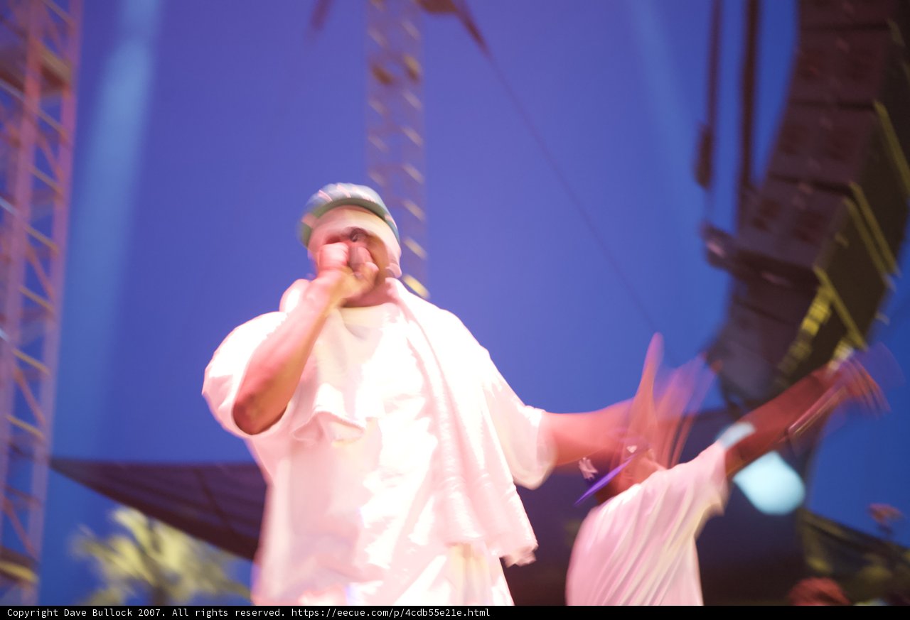 The Entertainer Takes Stage
