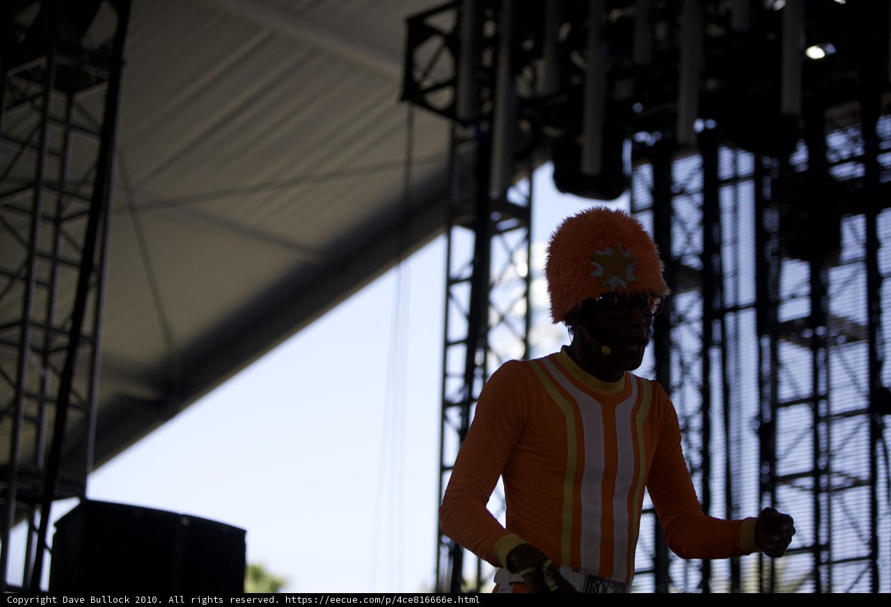 Orange-Clad Worker Takes Center Stage