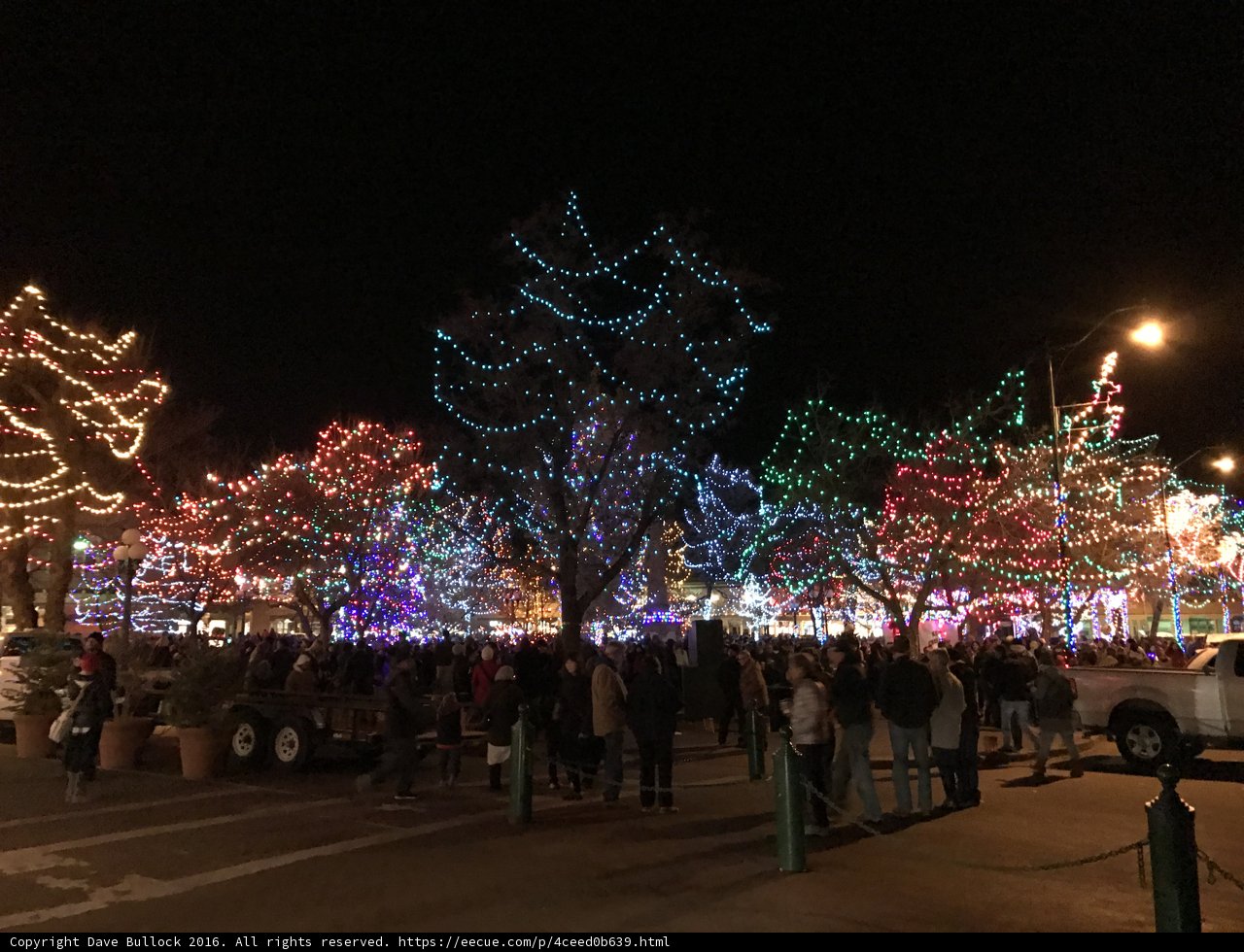 Glowing Christmas Tree Draws Crowds in Santa Fe