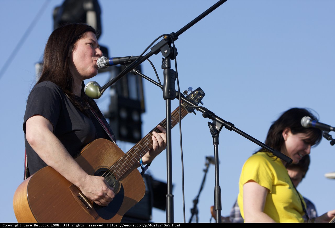Musical Duo Serenades Crowd at Coachella