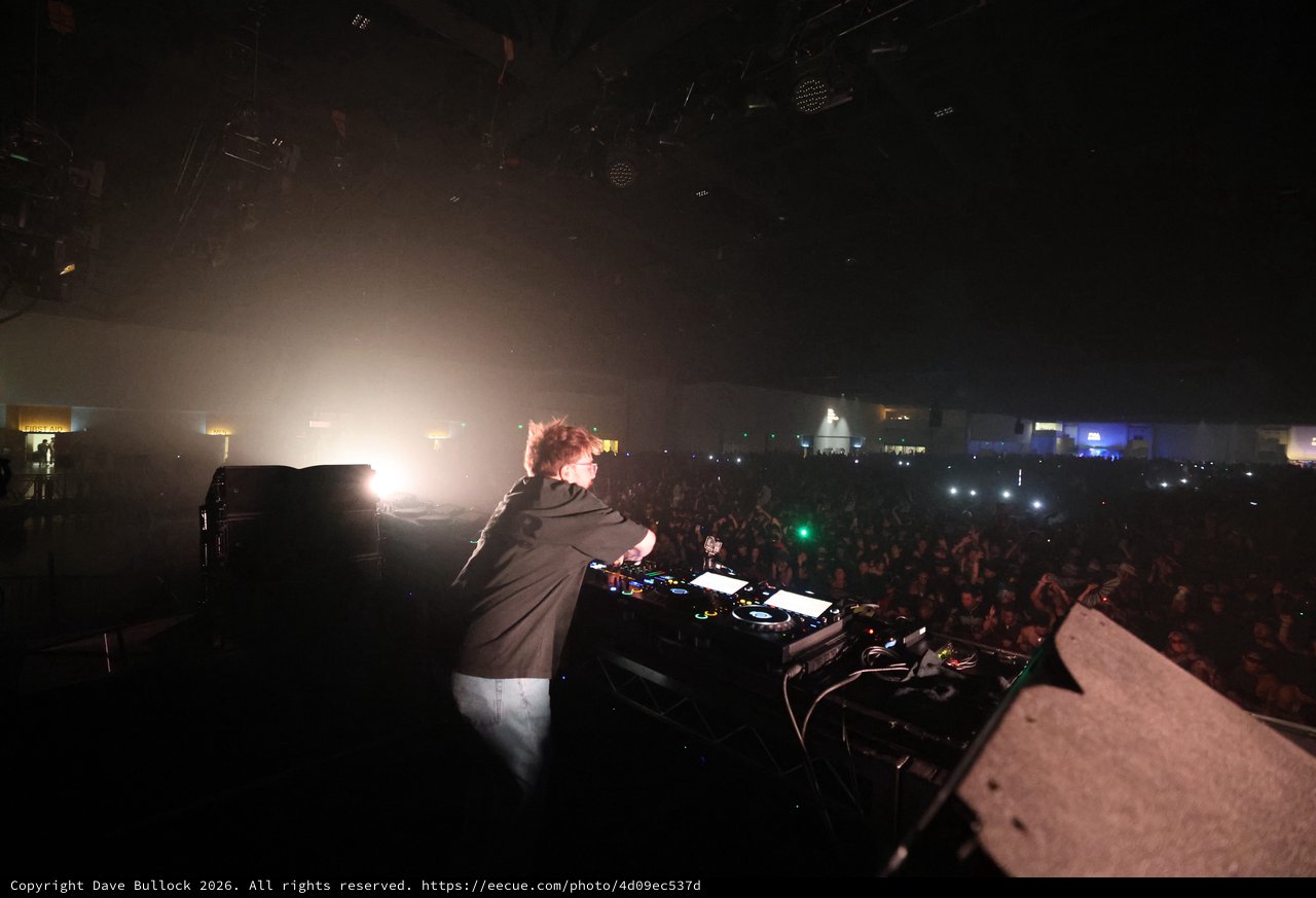 DJ Commands Massive Crowd at Wobbleland 2026