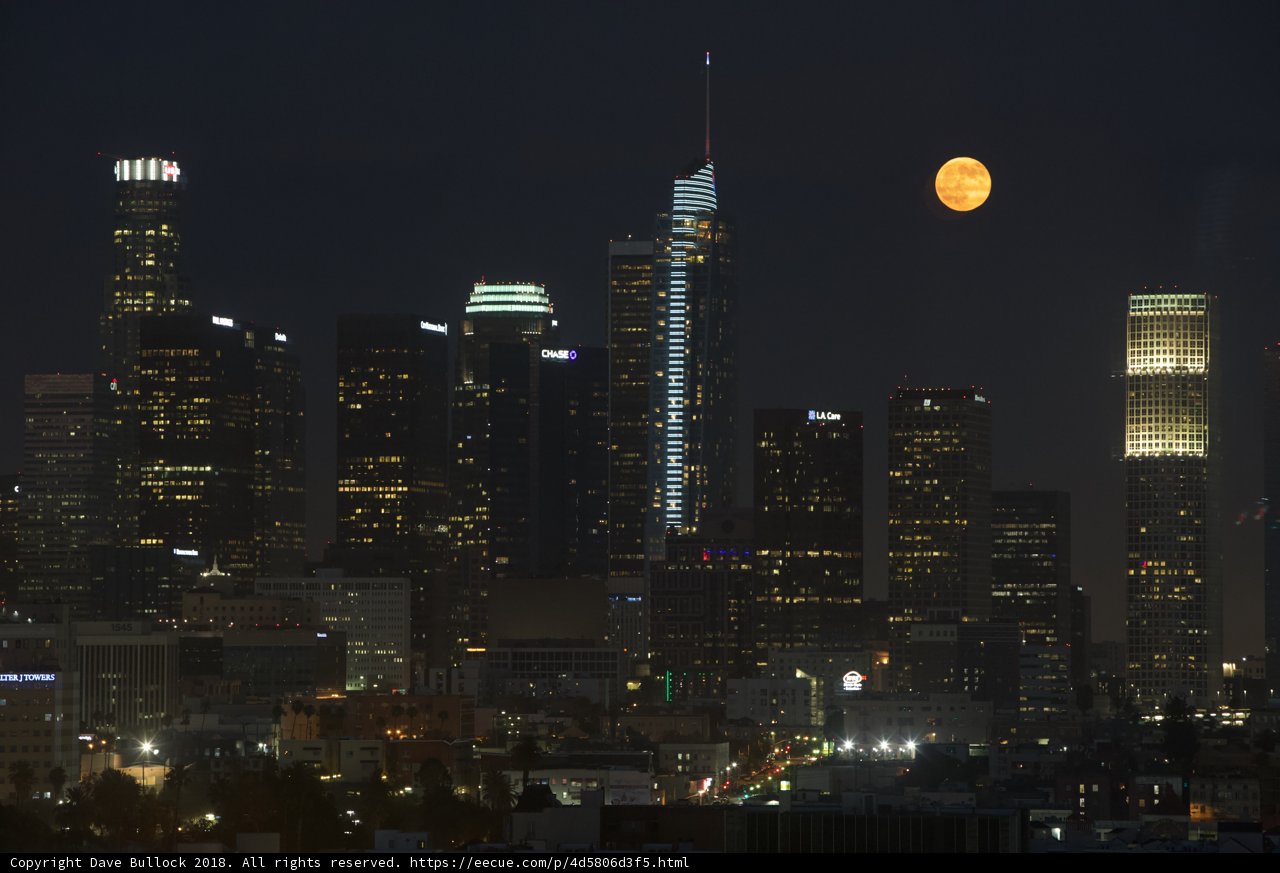 Moonrise over the City of Angels
