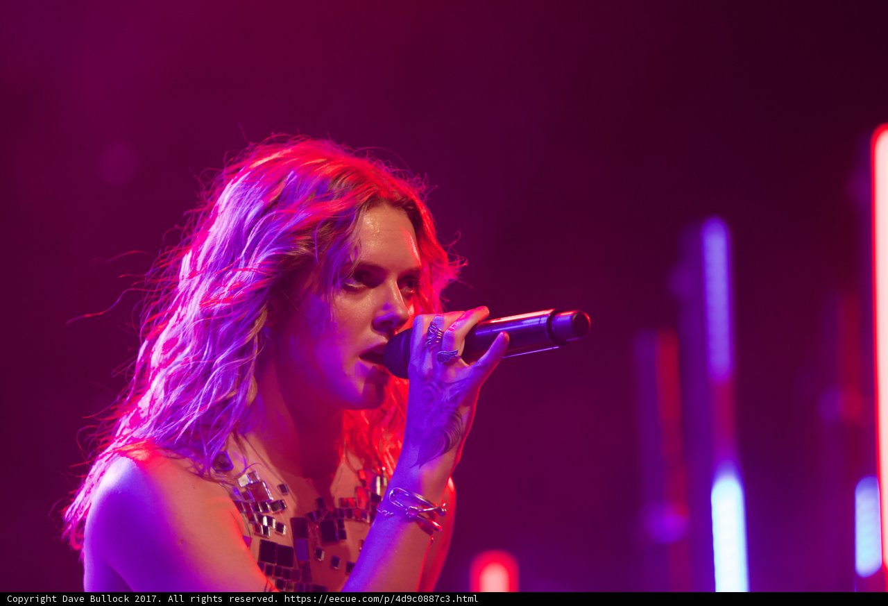 The Enthralling Performance of a Female Singer