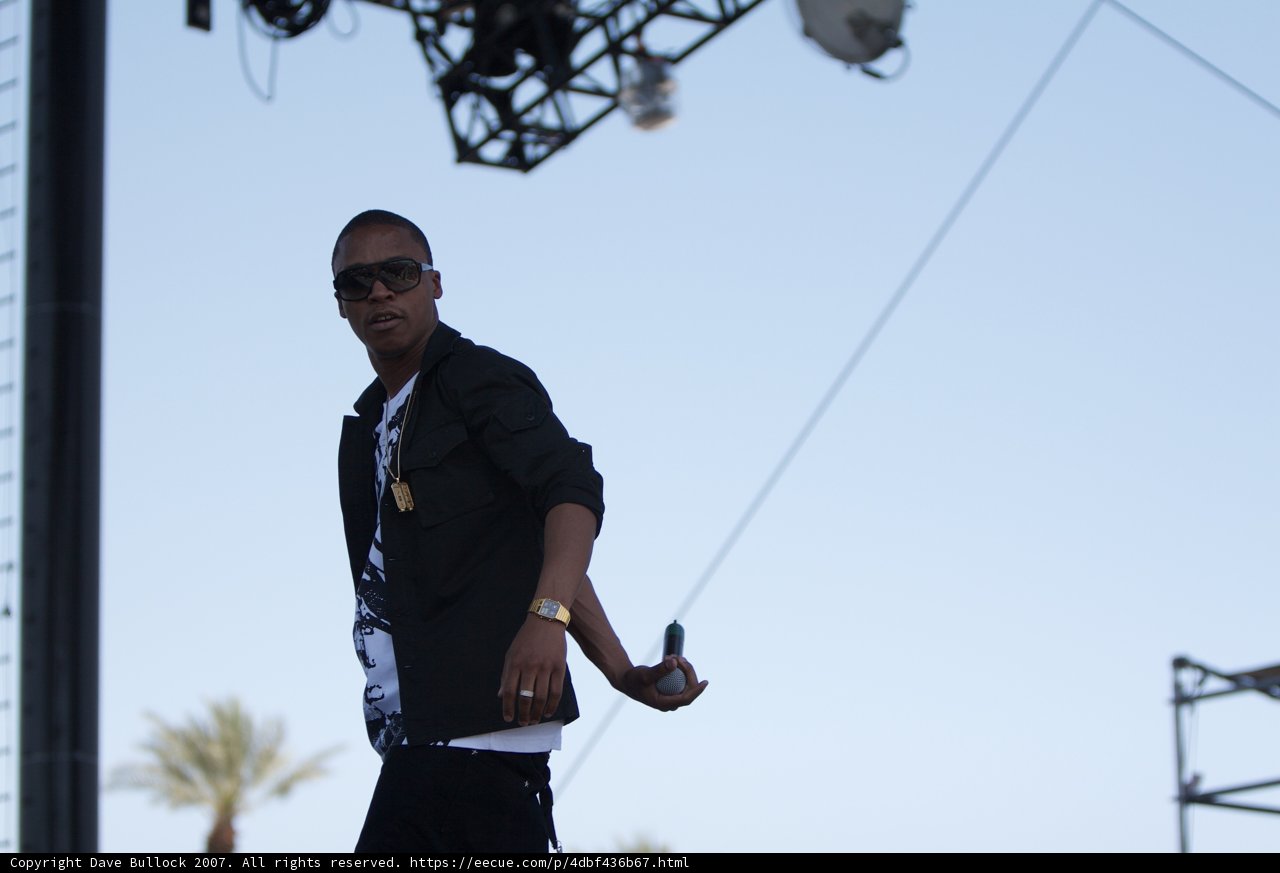Lupe Fiasco electrifies Coachella stage