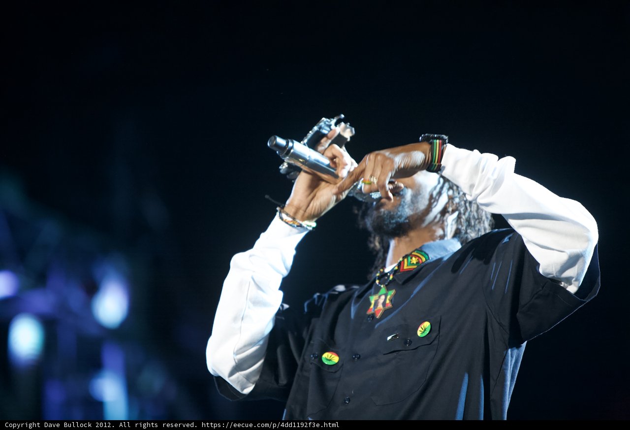 Snoop Dogg Brings Down the House at iHeart Radio Music Festival
