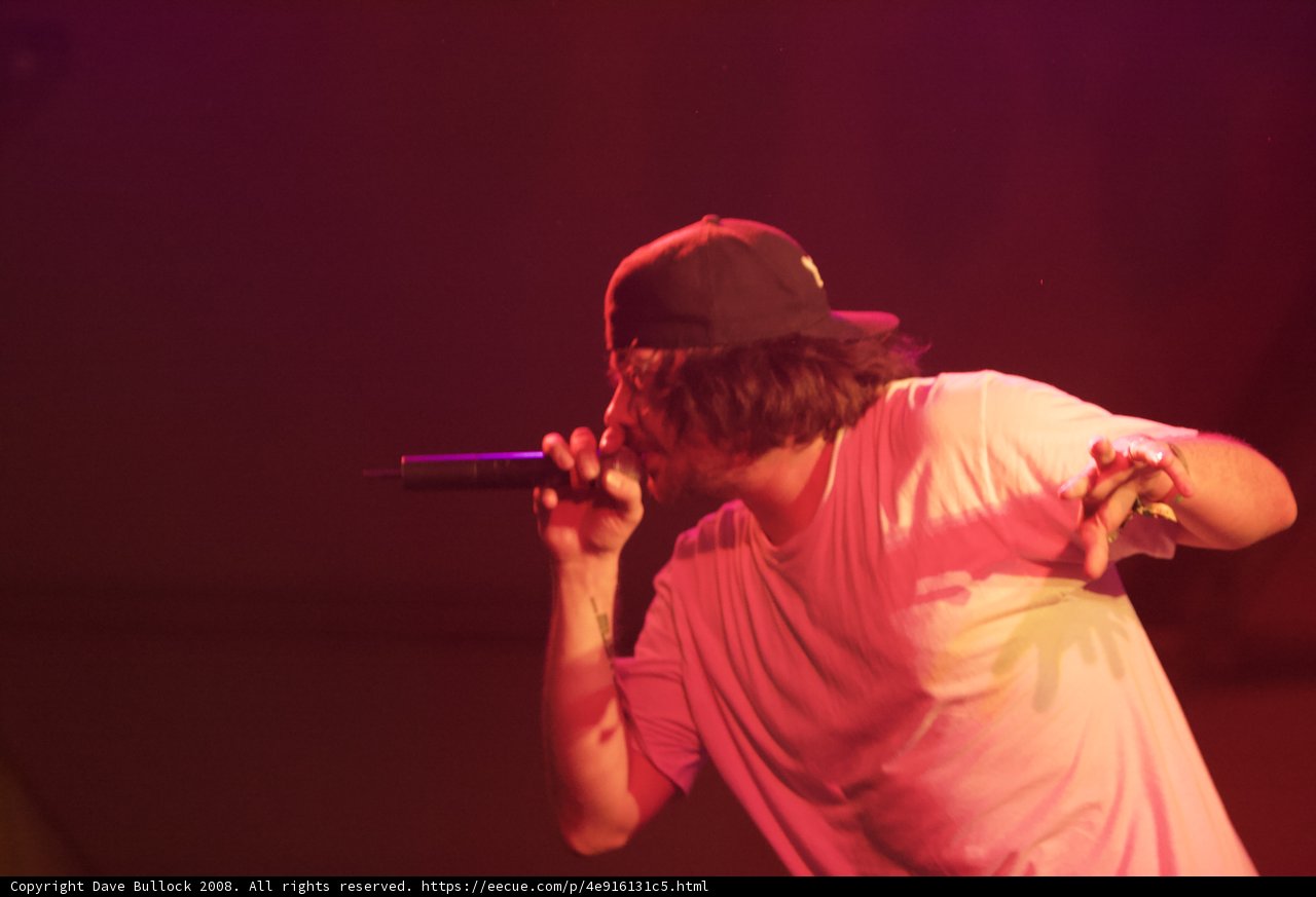 The Entertainer in White