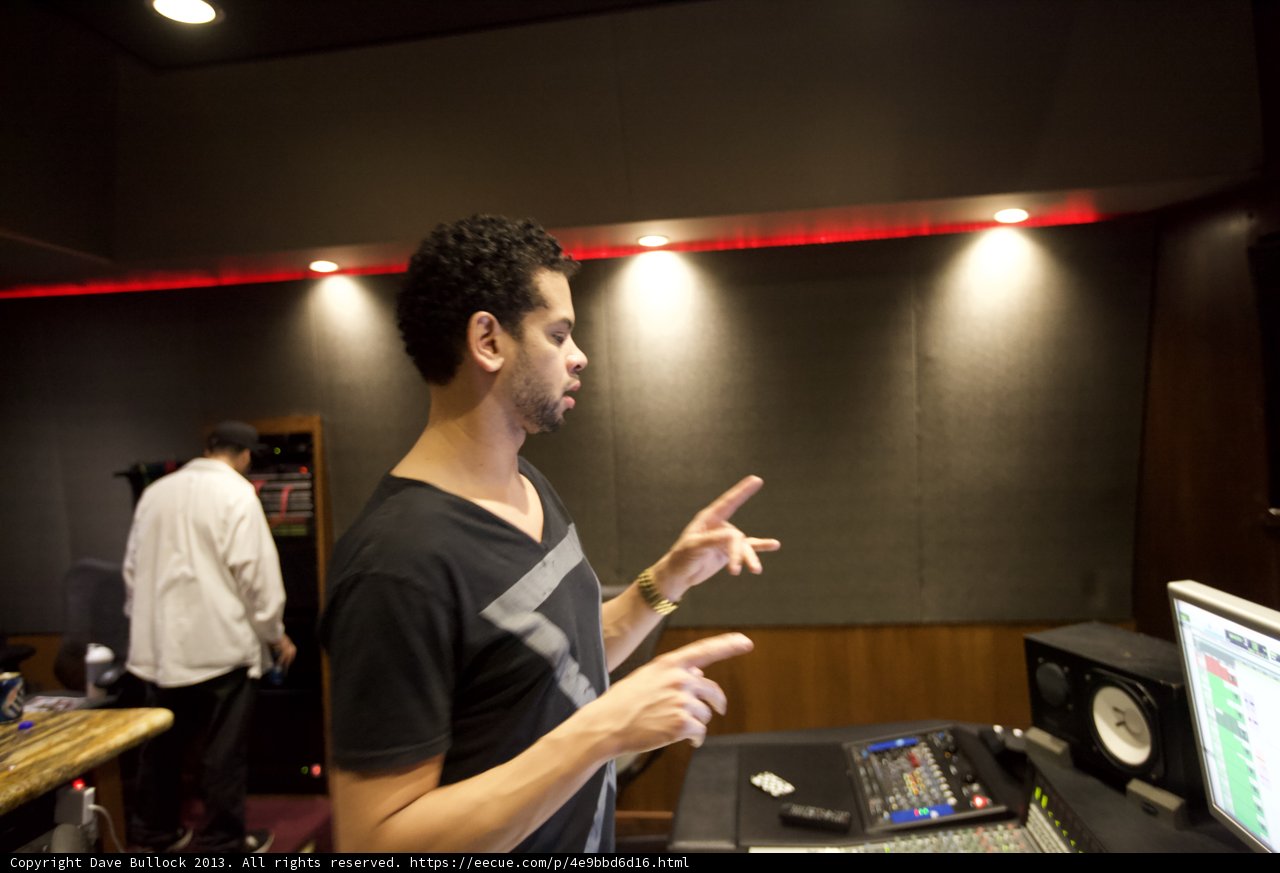 The Pointing Producer