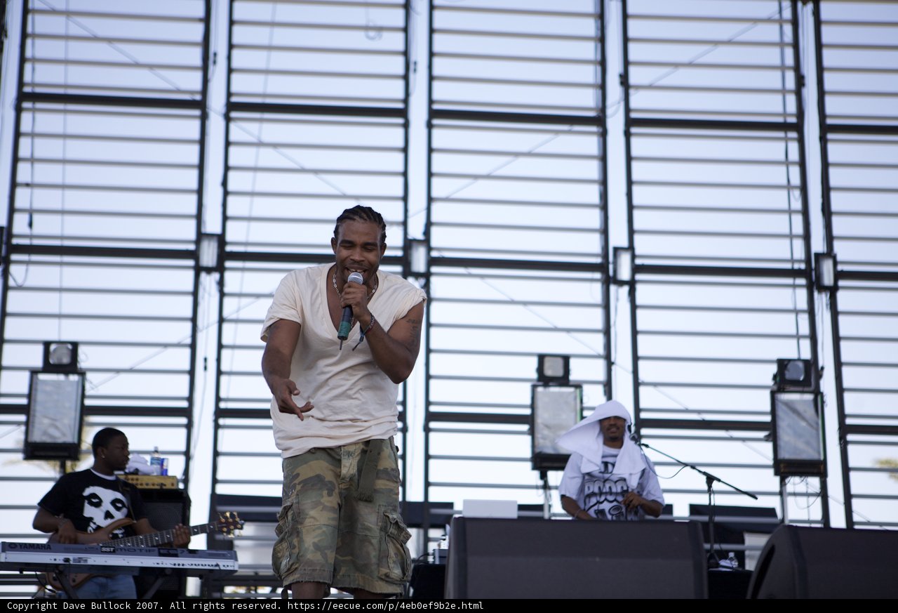 Pharoahe Monch wows the crowd with his musical talent