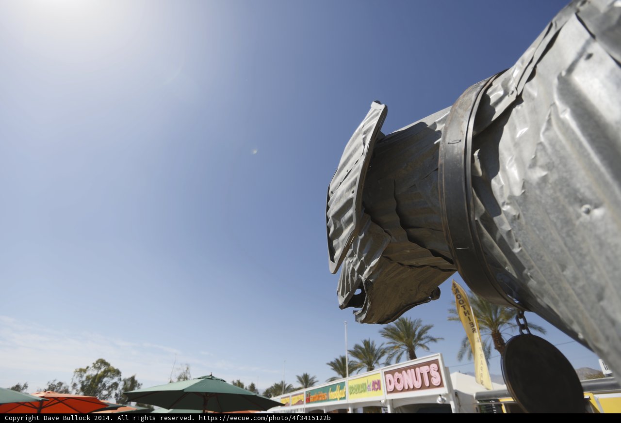 Loyal Canine Statue on a Sunny Day