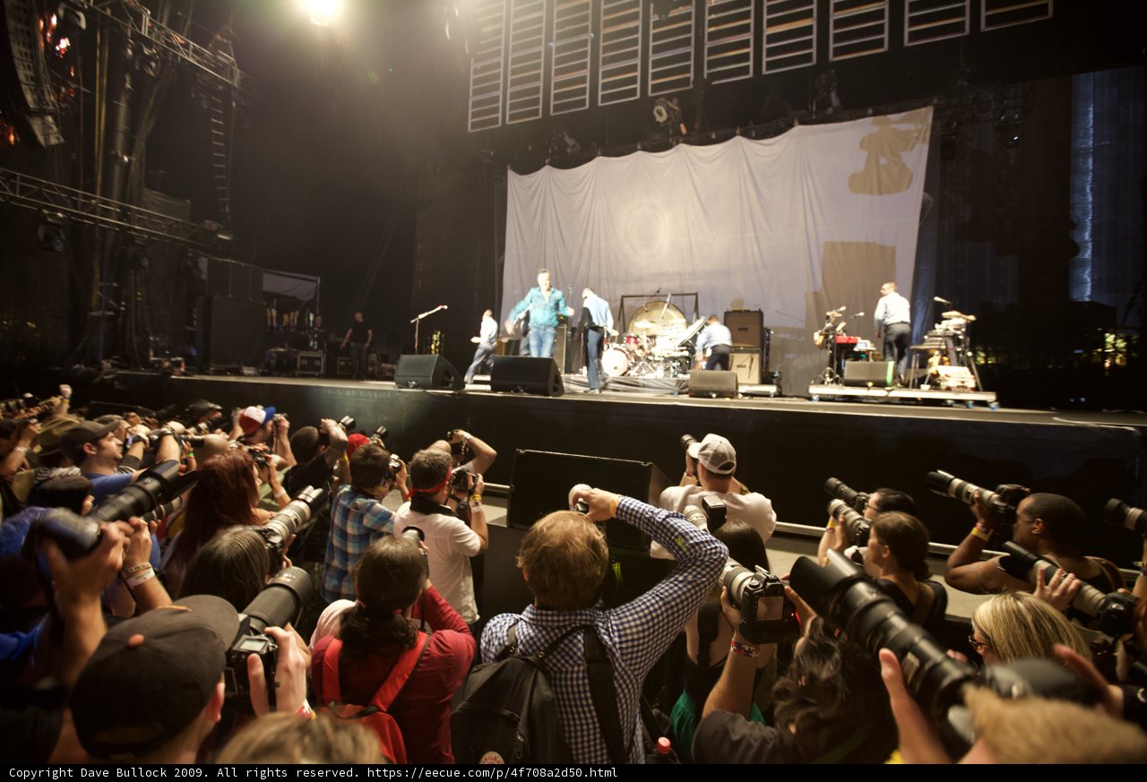 Crowd Goes Wild for Coachella Concert
