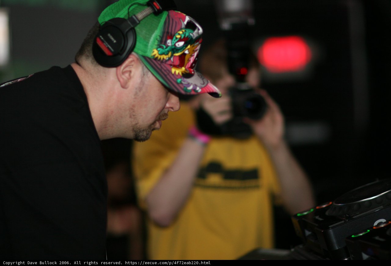 DeeJay in Black