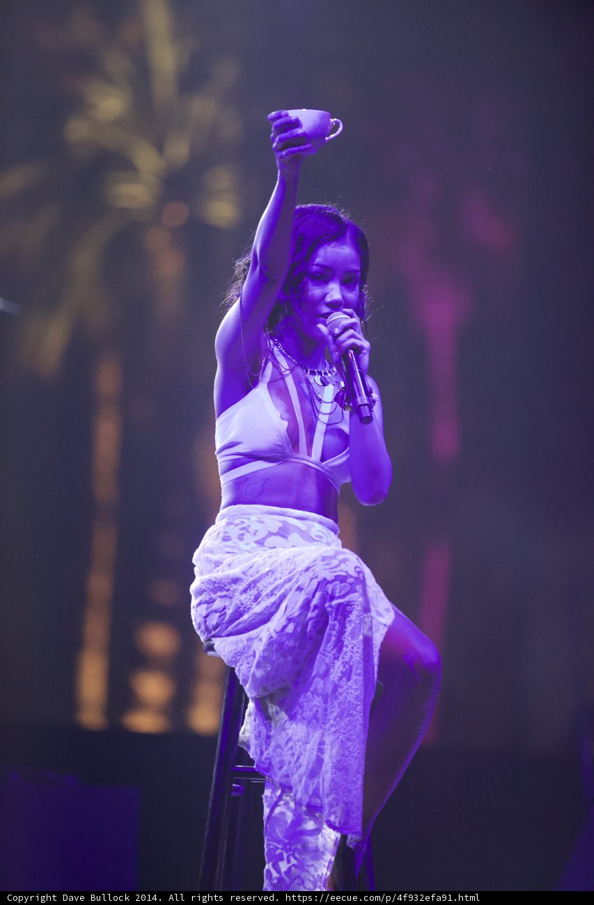 Jhené Aiko's Serene Sip