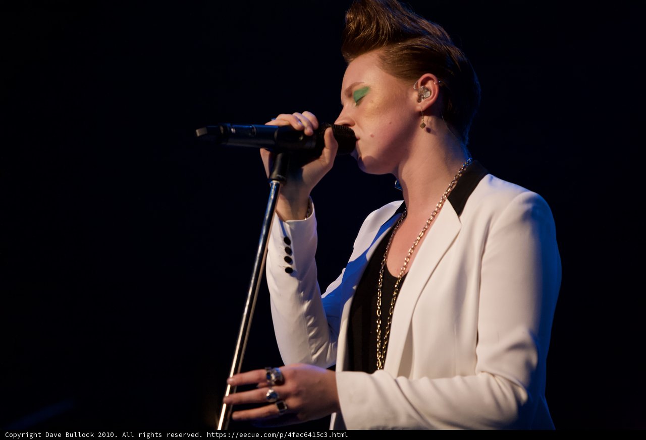 White Jacket Songstress