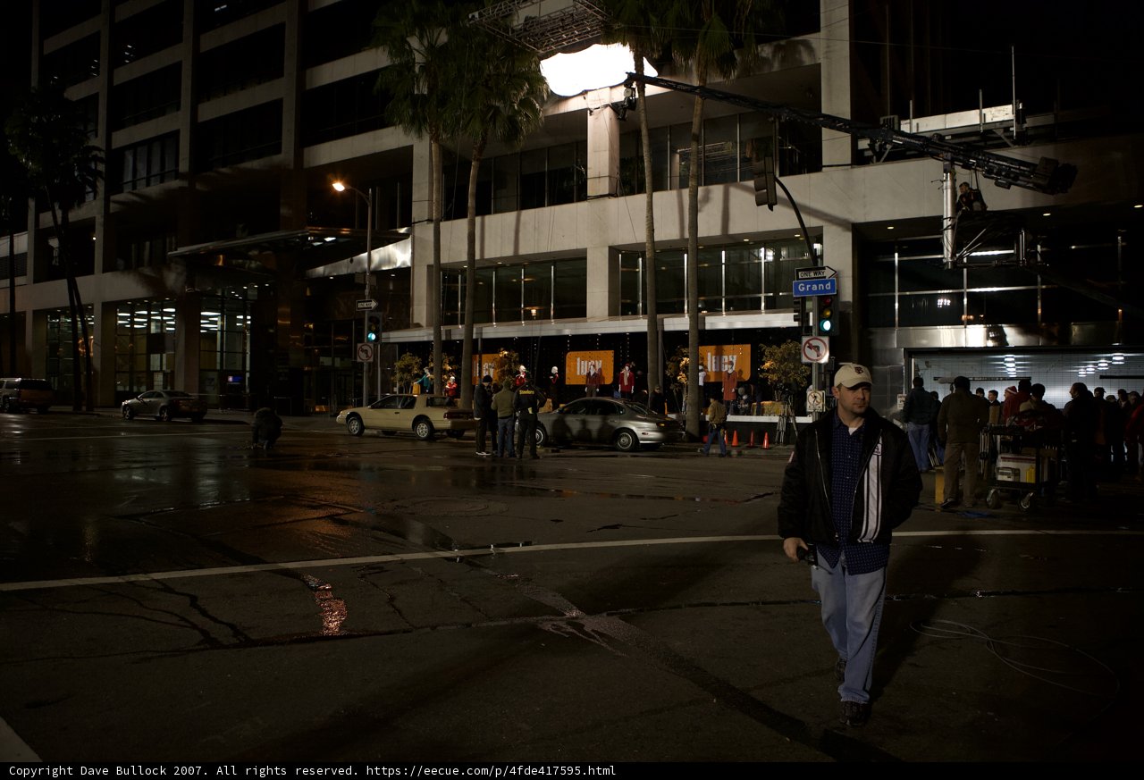 Night Stroll in the Metropolis