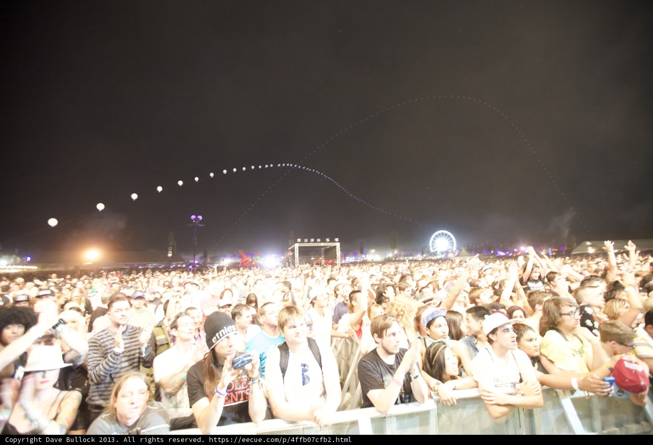 The Vibrant Crowd at Coachella 2013