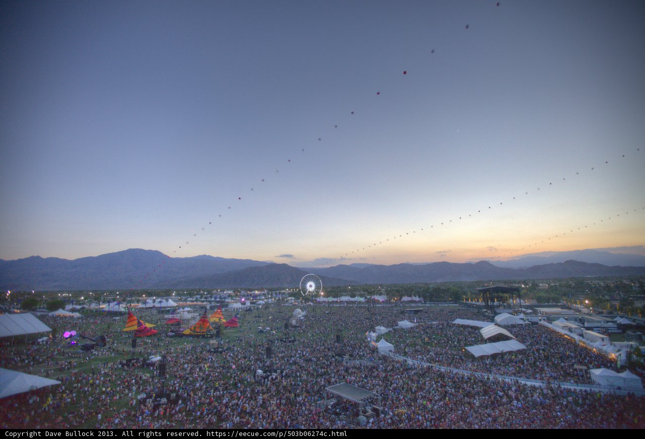 The Epic Crowd at Coachella 2013