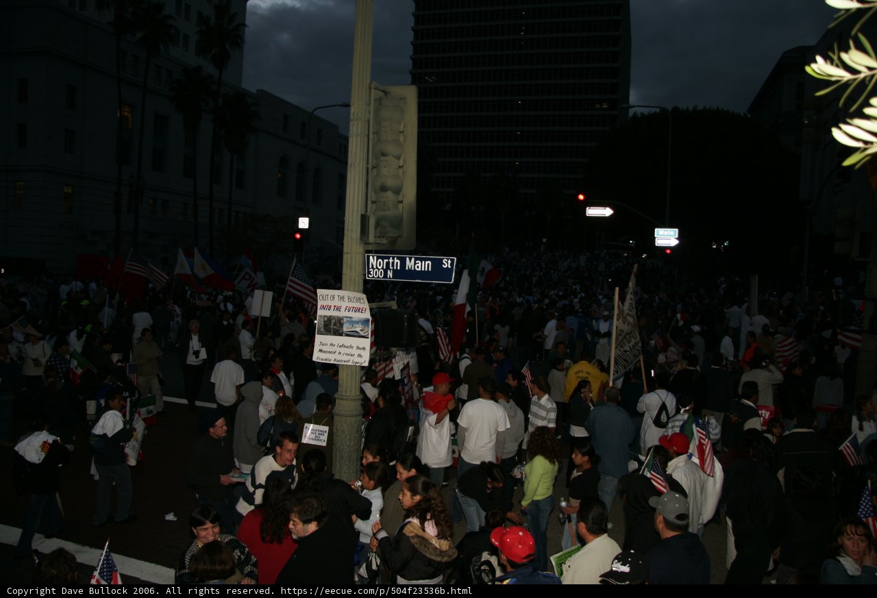 Metropolis Crowd