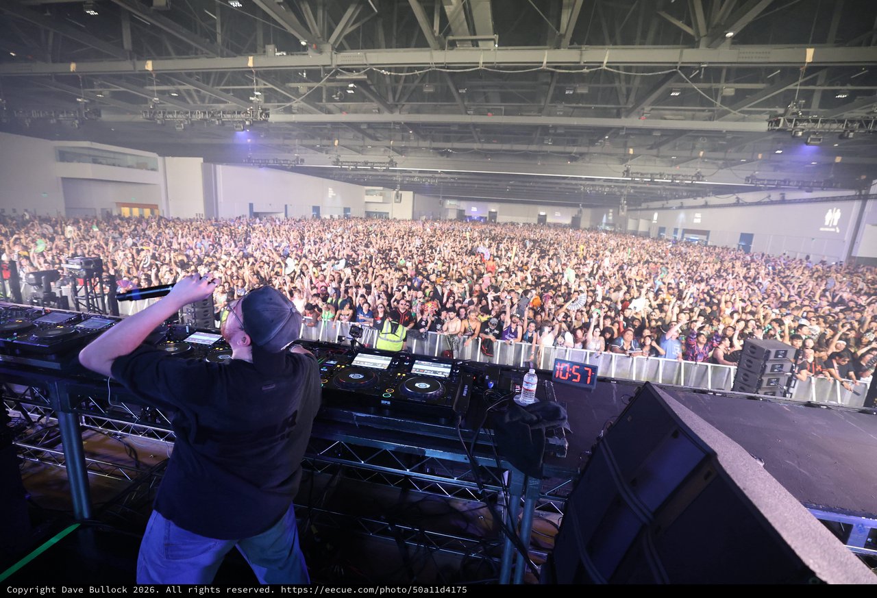 DJ Commands Massive Crowd at Wobbleland 2026