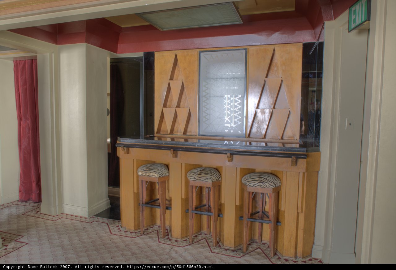 Oviatt Penthouse Bar