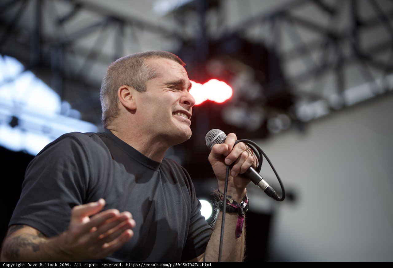 Henry Rollins rocks the mic at Coachella 2009