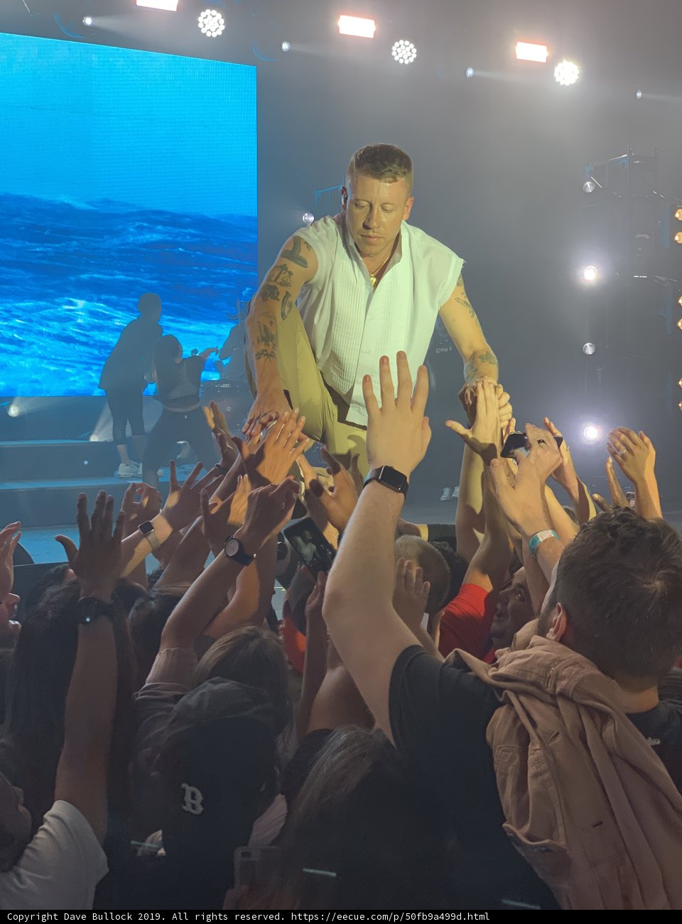 Macklemore Rocks the San Francisco Crowd