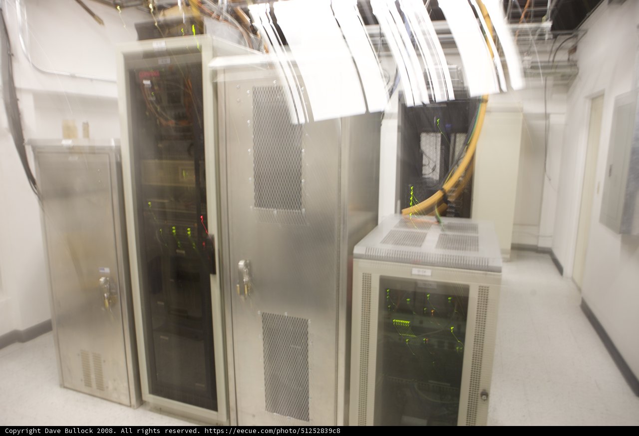 The Machines of One Wilshire