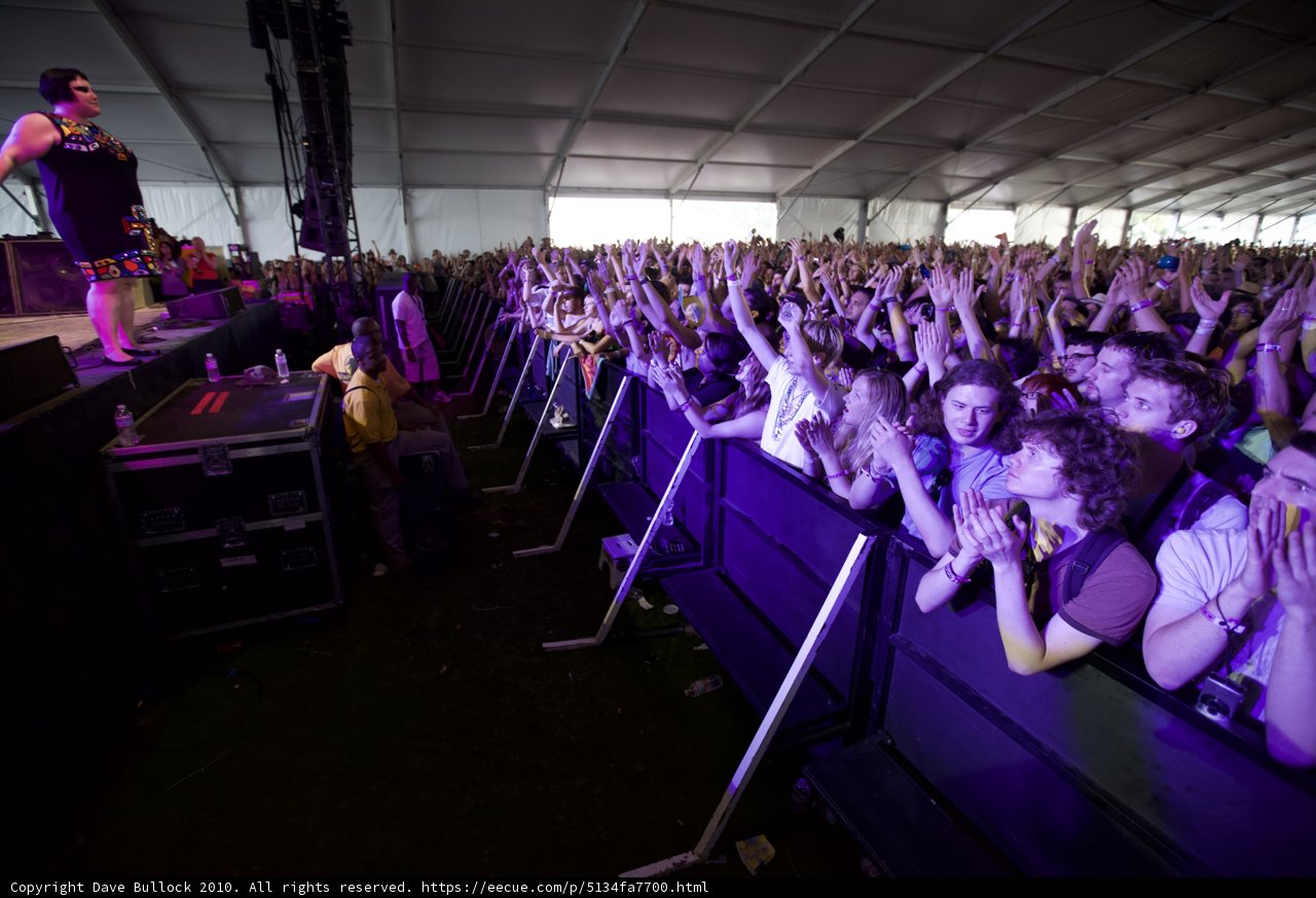 Saturday Night Groove at Coachella 2010