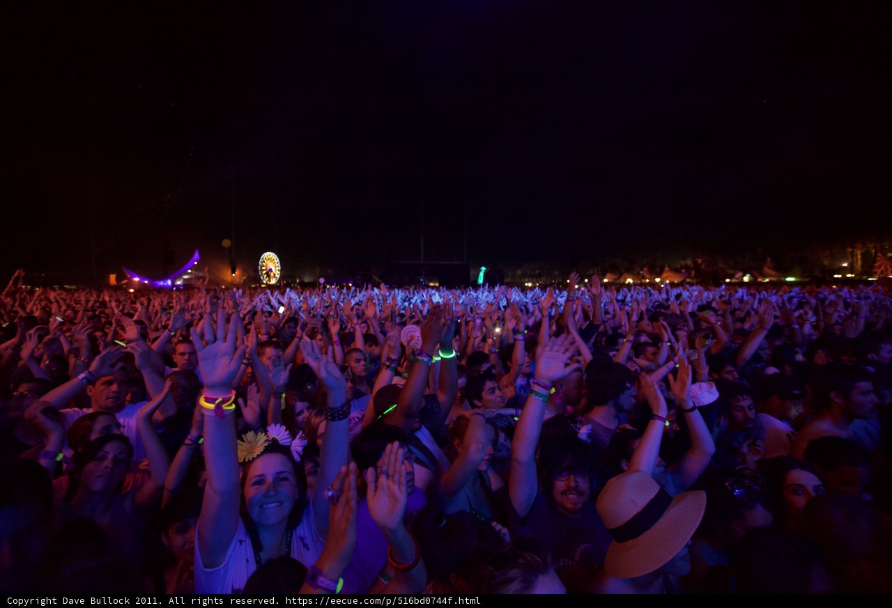 Urban Crowd Gets Lit at Coachella