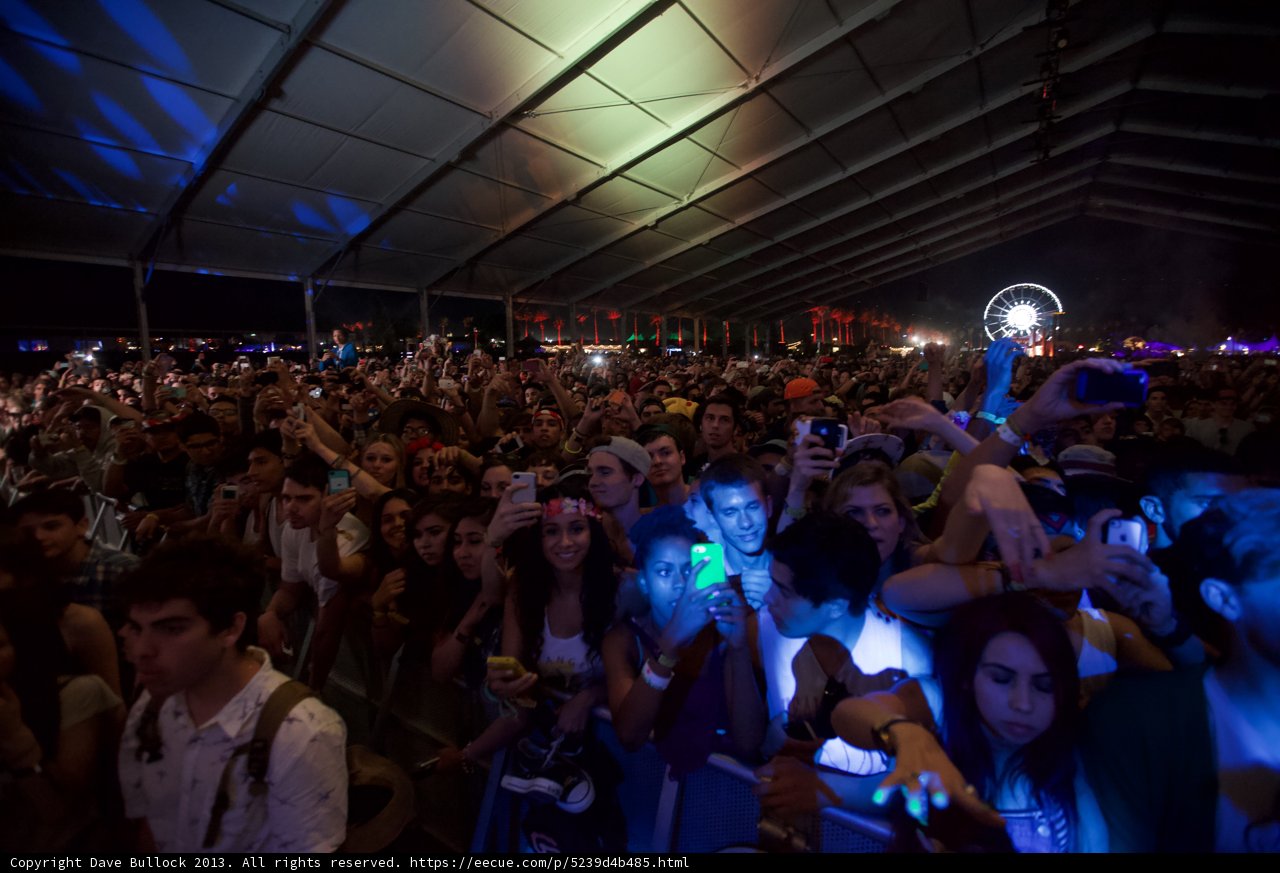 Phone-Obsessed Crowd