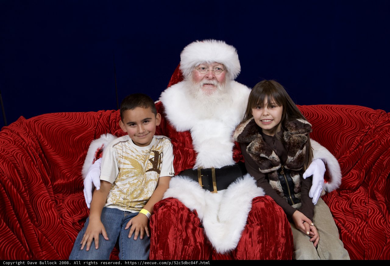 Santa Claus Takes a Seat on the Couch at Mall of America