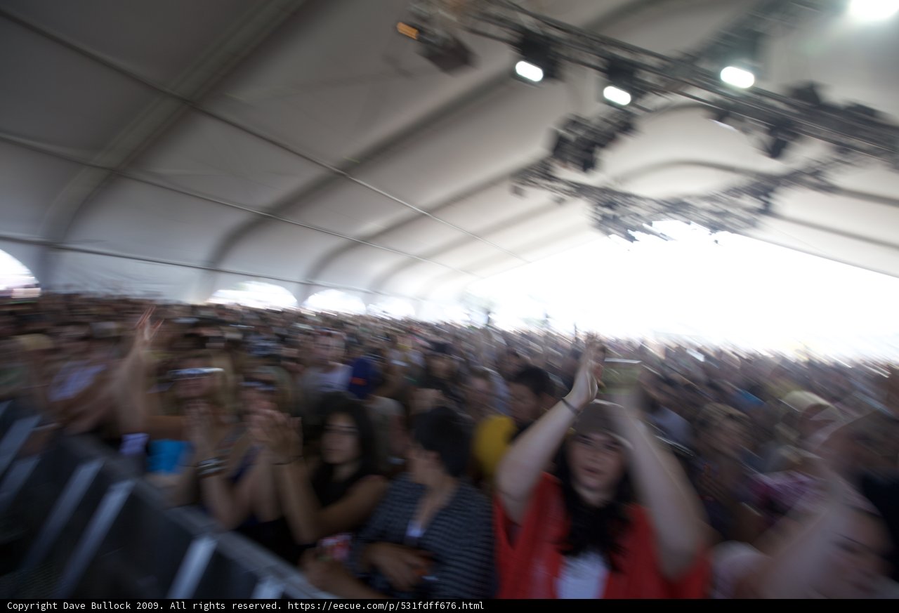 Coachella 2009 - A Sea of Hands