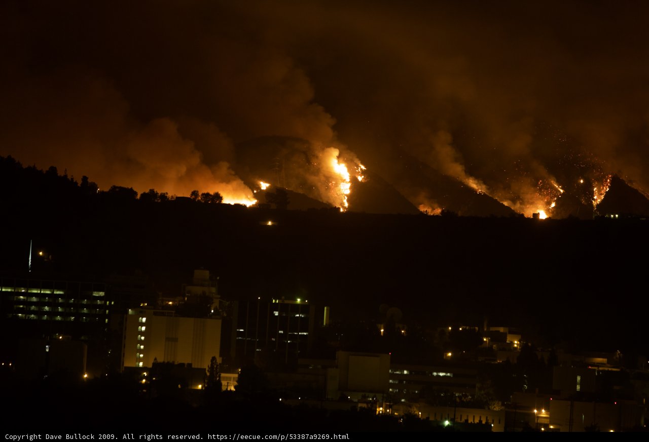 Blaze engulfs city building in 2009 station fire