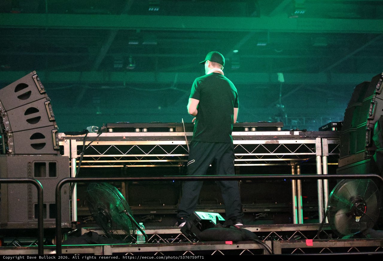 DJ Performs Under Green Lights at Wobbleland 2026