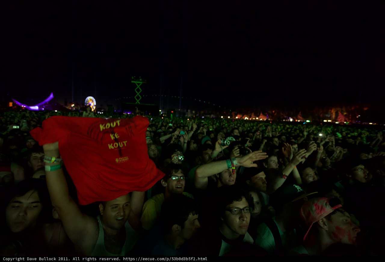 Skies and Hands at Coachella 2011