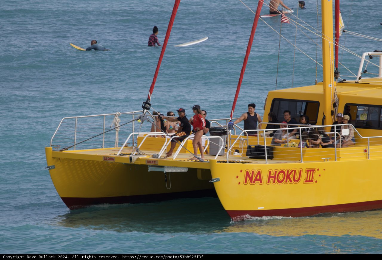 Sailing the Vibrant Seas: The Na Hoku II Adventure