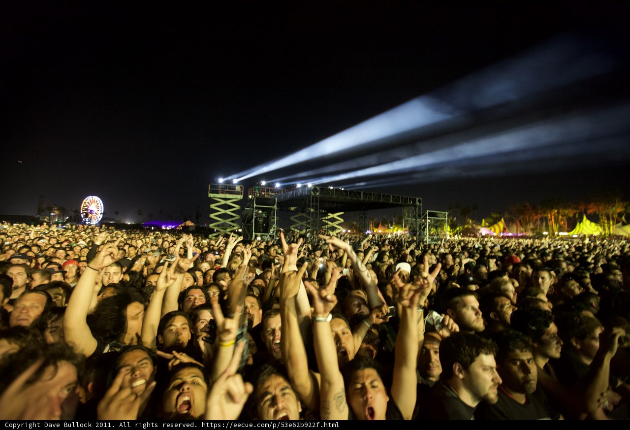 Big Four Festival: A sea of hands in the night sky