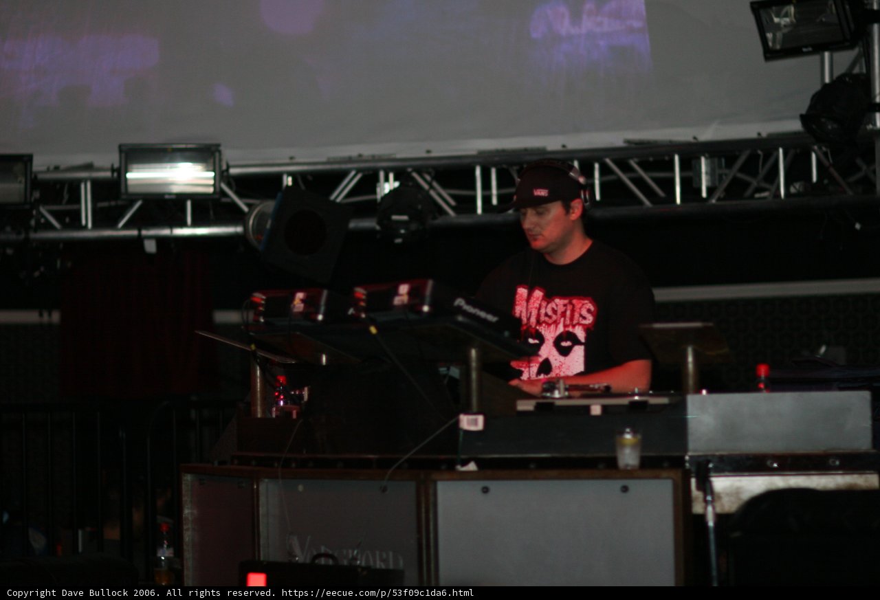 Playing to the Crowds
