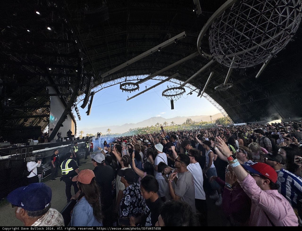 Energetic Pulse: Coachella 2024 Under the Desert Sky